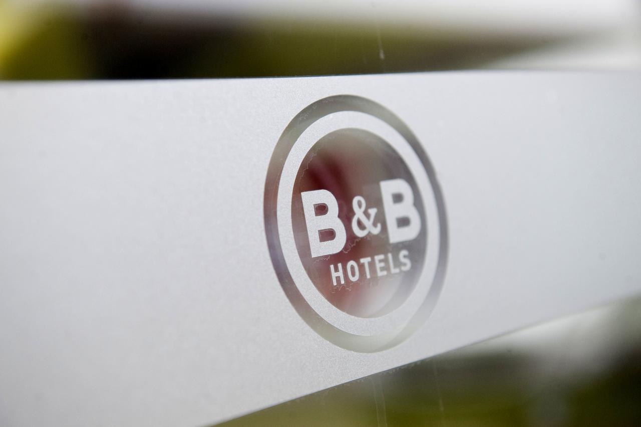 B&B HOTEL Orange - Échangeur A7 A9 Esterno foto