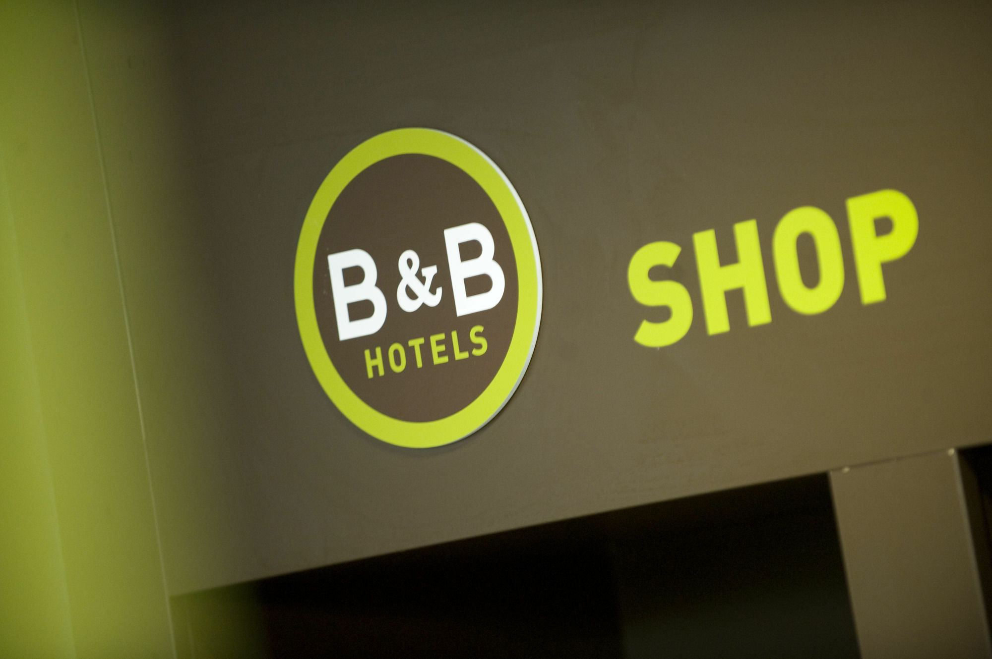 B&B HOTEL Orange - Échangeur A7 A9 Esterno foto