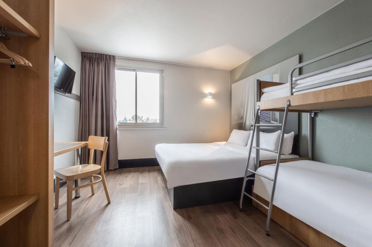 B&B HOTEL Orange - Échangeur A7 A9 Esterno foto